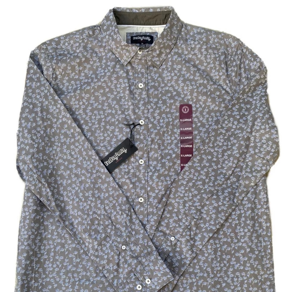 One day away vapor blue Floral LS button down XL